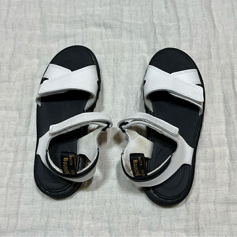 Dr Martens Women’s Vossie J White Strappy Sandals Size 5